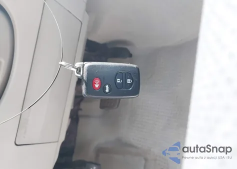 2011 Toyota Avalon Limited z USA, uszkodzony, nr VIN 4T1BK3DB8BU439373